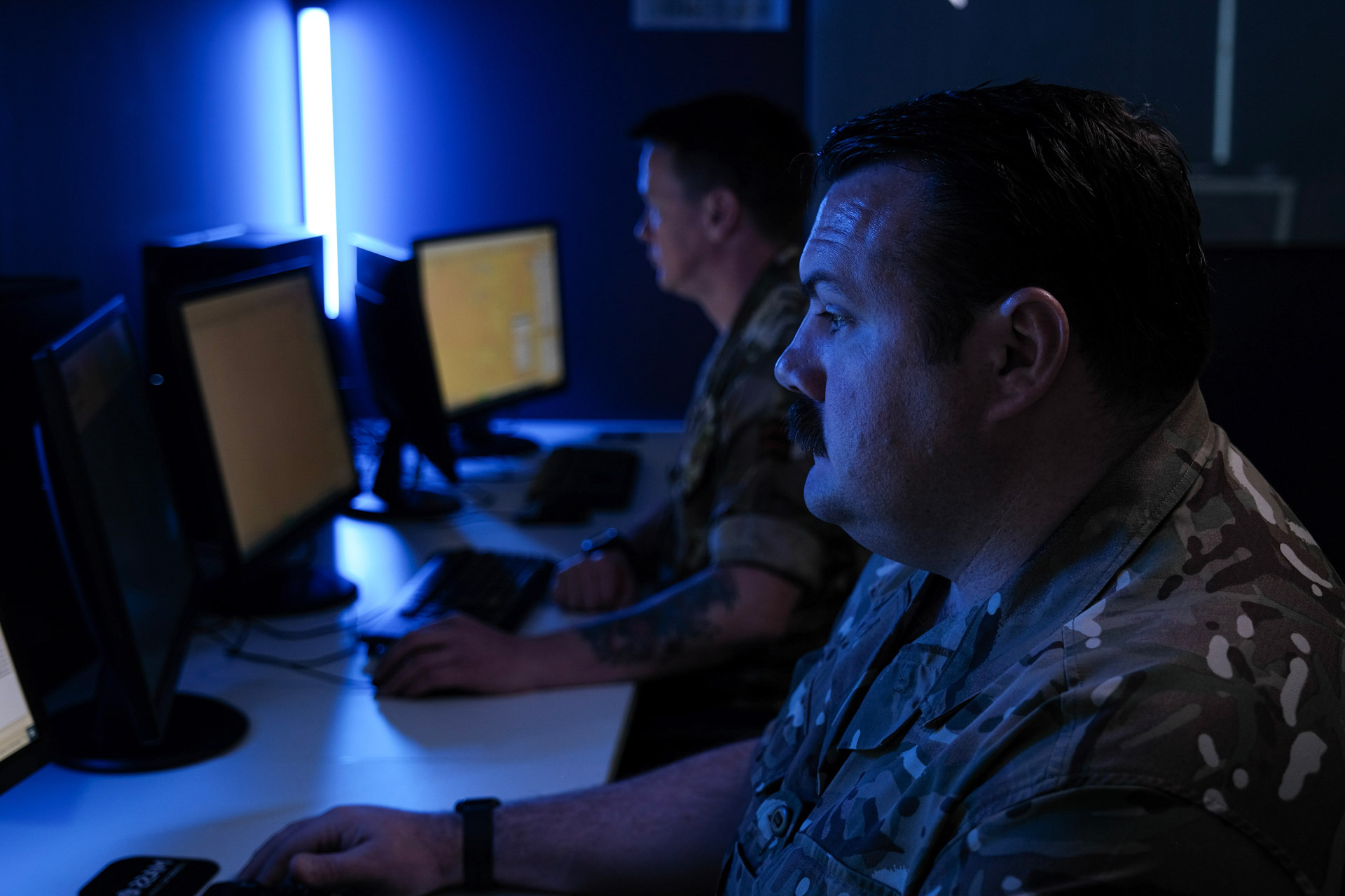 UK Military personnel receiving electronic warfare training at MASS